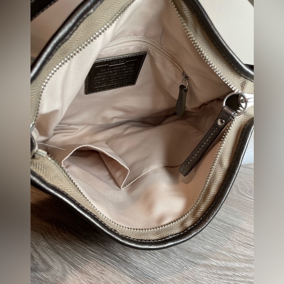 Coach Crossbody Purse Opric Metallic Signature Chain  w/ Coach Dust Bag - Picture 6 of 10